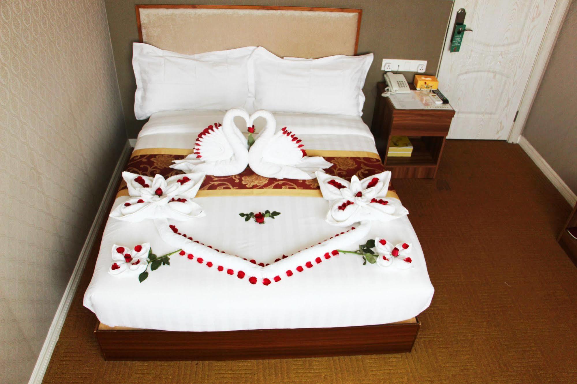 Sunny Holiday Hotel Gyogon Exterior foto